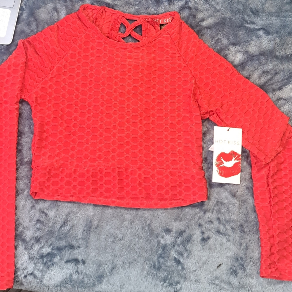 Hot kiss crop top